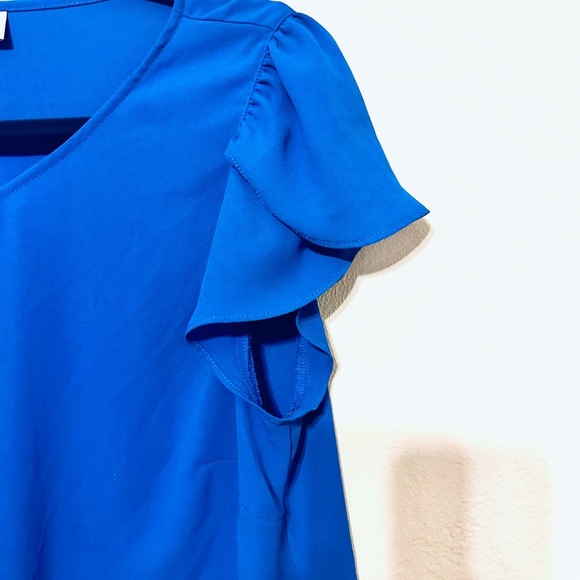 LOFT Women's Vibrant Blue Flutter Sleeve Blouse size Medium NWOT - Picture 3 of 5